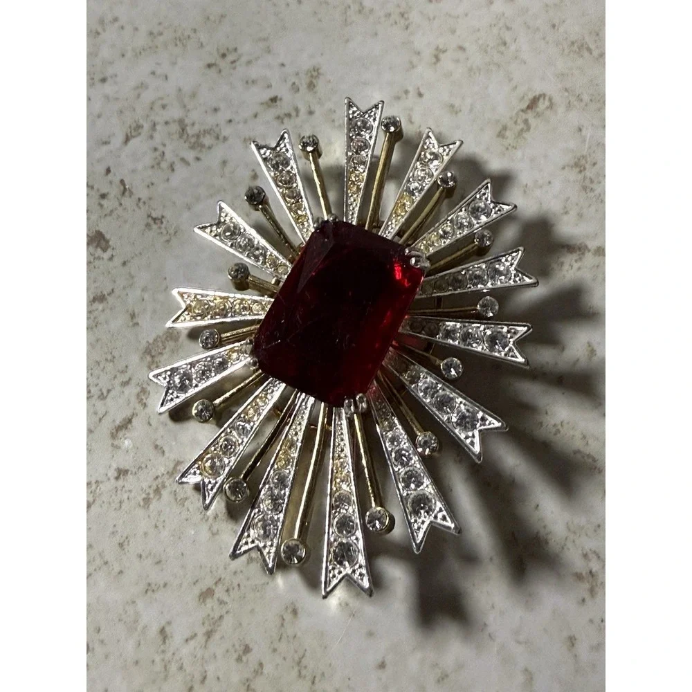 Kenneth Jay Lane Shimmering‎ Rhinestone Brooch With Large Red Stone KJL MCM